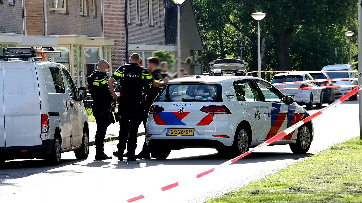 @opsporing_tv opende gisteravond de uitzending met een schietincident in #Enschede, #Lintveldebrink zaterdag 29 mei.